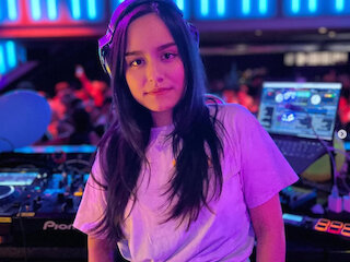 Tori Segura Foto